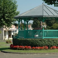 Visite guidée de Lesperon, mon village où je suis née
