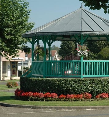 Visite guidée de Lesperon, mon village où je suis née