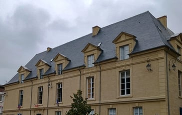 Visite commentée de l'ancien palais épiscopal aujourd'hui devenu Hôtel de Ville